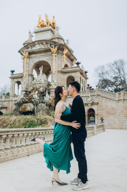 Photographer in Barcelona - Who will get the most from this Barcelona photo session