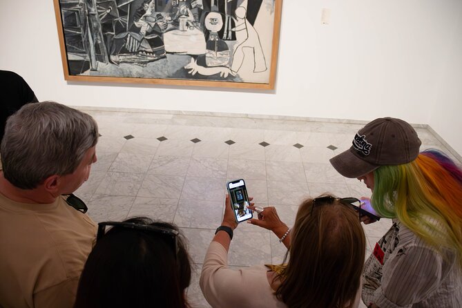 Picasso Museum in Barcelona: Guided Tour with Expert Guide - Guides can make or break the experience
