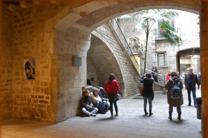 Picasso’s Footsteps: Private Tour & Museum - Who will get the most from this tour