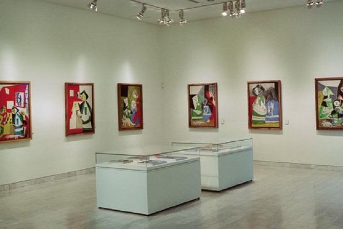 Picasso Small Group Walking Tour with Museum Skip the Line Ticket - Through La Ribera to the museum