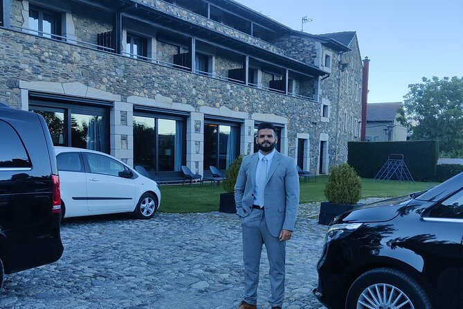 Premium Transfer from / to Airport and Port - The ride back to Barcelona El Prat