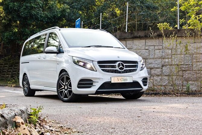 Private Barcelona Airport–City Transfer E-Class, V-Class, Minibus - Timing, cancellation, and basic booking details