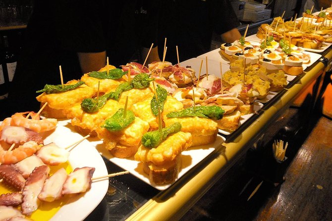 Private Barcelona Art and Tapas Walking Tour with Picasso Museum - A Private Afternoon With Real Variety