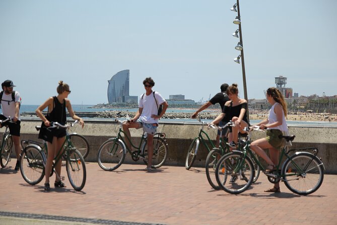 Private Barcelona Bike or E-Bike Tour - Santa Maria del Mar and the old seafaring quarter