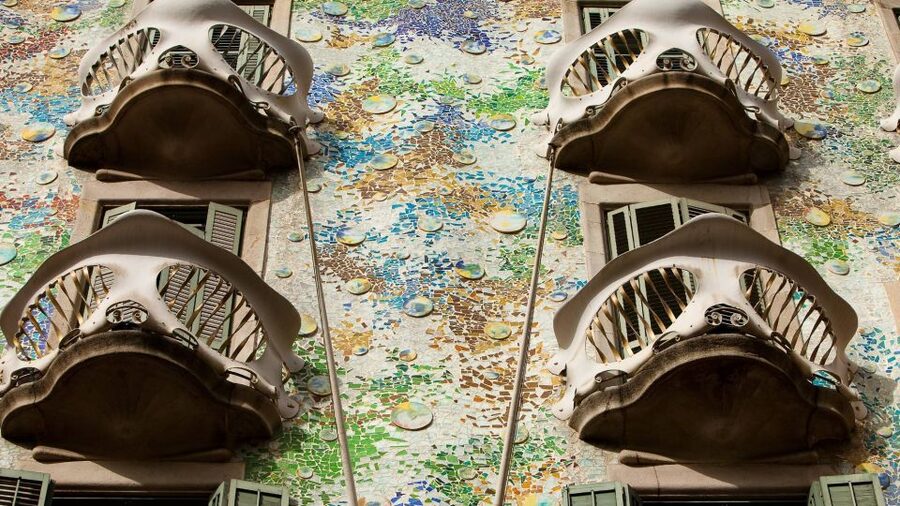 Private Barcelona Modernism and Gaudí Walking Tour - Is $21 a good price for three hours?