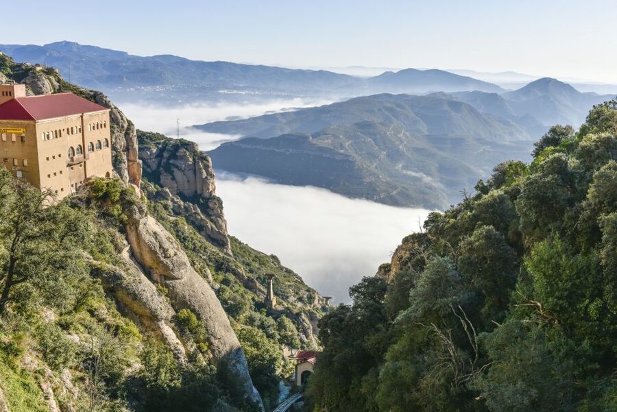 Private Barcelona & Montserrat Tour with Pick-up - What the guides add to the day