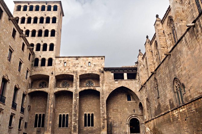 Private Barcelona Old Town and Gothic Quarter Walking Tour - Barcelona Cathedral and the story of Saint Eulalia