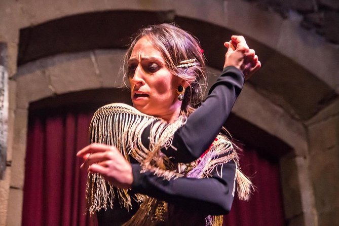 Private Barcelona Walking Tour with Flamenco Show & Tapas Dinner - Roman walls and medieval lanes in the Gothic Quarter