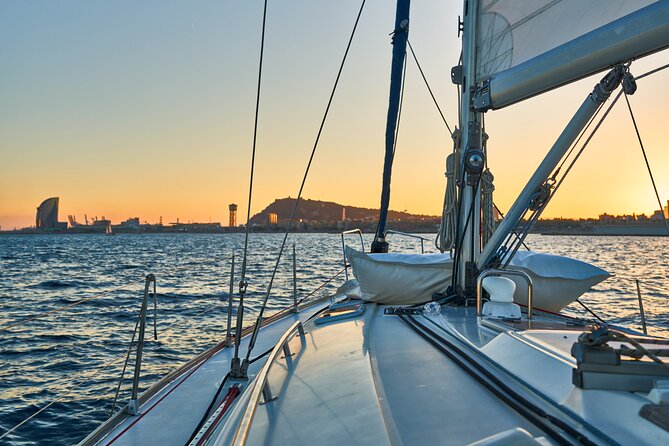 Private Boat Trip in Barcelona with Snacks and Drinks - Why the private format matters for groups
