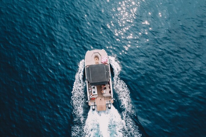 Private Charter in Catamaran Alexa by Barcelona 12 pax 2/4/8 HS - Practical details for a smoother day