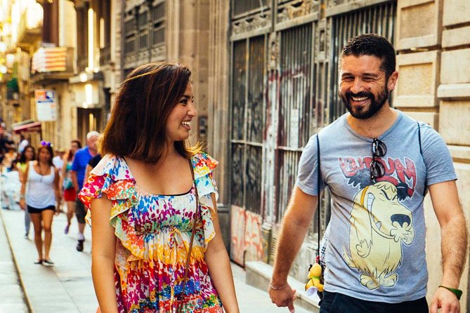 Private City Kickstart Tour: Barcelona - The guides and the tone of the walk
