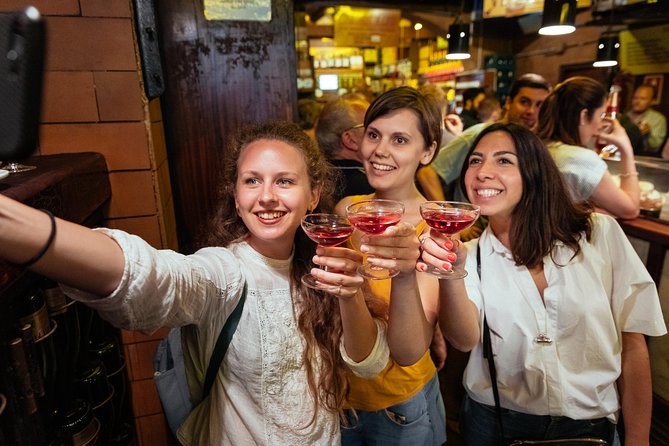 Private Culinary Kickstart Tour: Barcelona - Plaça de Sant Jaume and the Old City setting