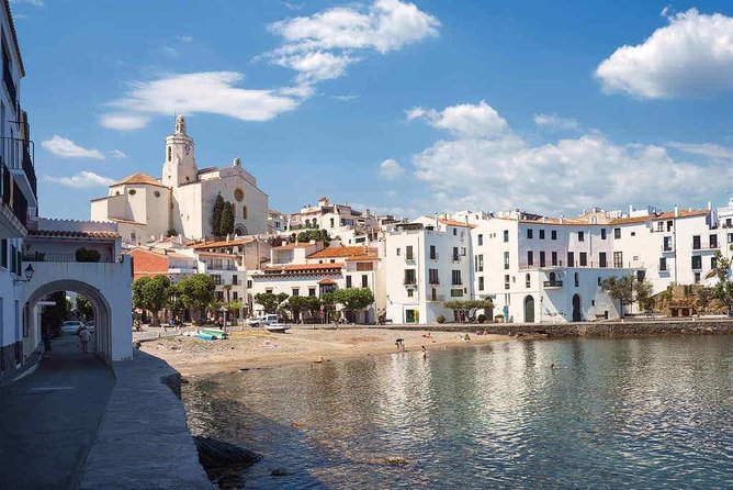 Private Dalí Museum and Tour from Barcelona - Who will enjoy this private Dalí tour?