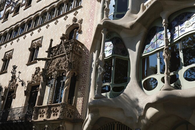 Private electric bike tour - Discovery of Barcelona - What the private format adds