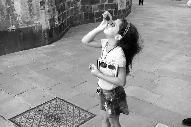 Private Family Experience - Dragon Tour in Barcelona for Kids - Finishing near Passeig del Born