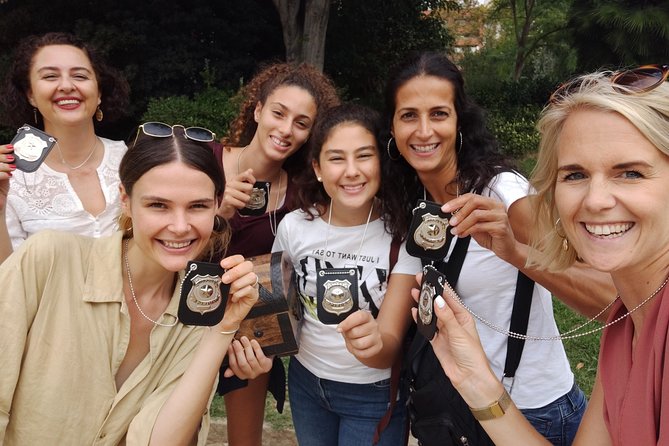 Private Family Treasure Hunt | Guided, fun & 100% Offline | Xventura Barcelona - Museu Picasso and the final stretch