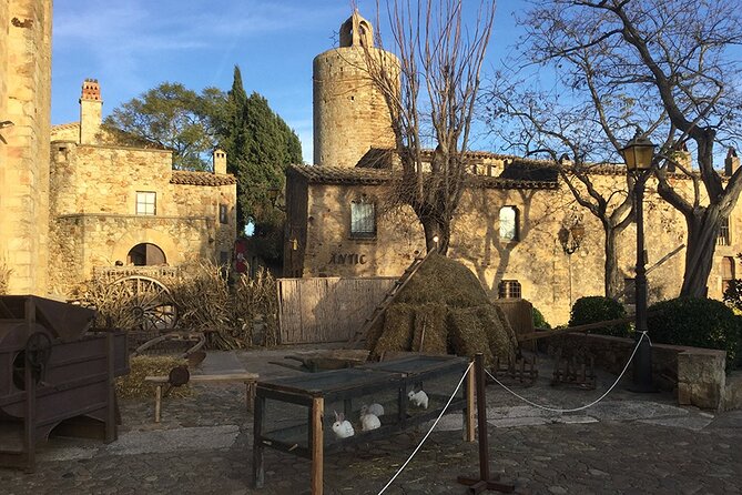 Private Full-Day Girona GOT and Costa Brava Tour - The private vehicle changes the value