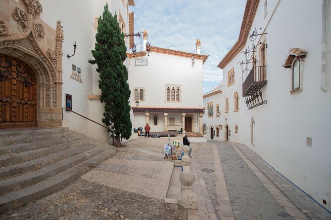 Private Full-Day Tarragona and Sitges - How flexible is the private format?