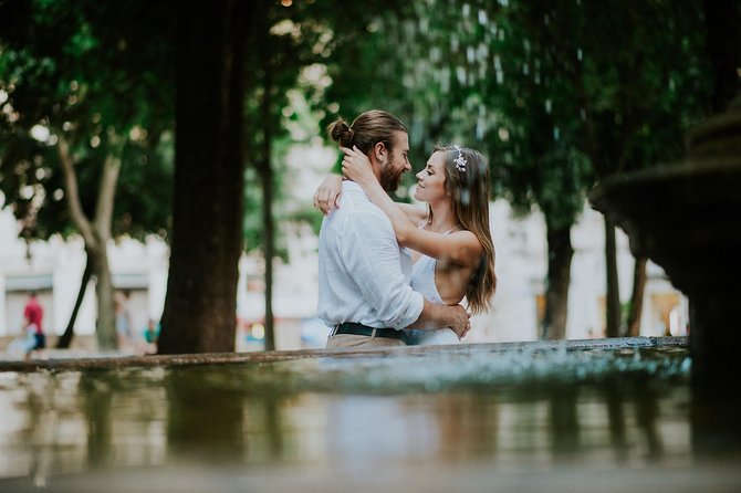 Private Photo Session with a Local Photographer in Barcelona - The satisfaction guarantee and the cancellation risk