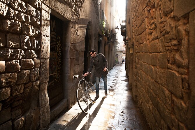 Private Religious Tour: Sagrada Familia, Romans & Jewish Quarter - Starting at Plaça Nova and Barcelona Cathedral