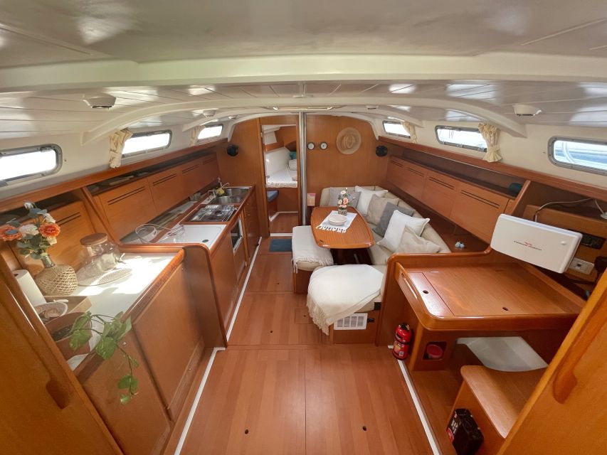 Private Sailing Boat - Barcelona from a private floating terrace