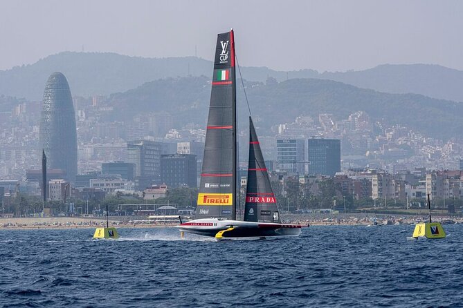 Private sailing tour with aperitif in Barcelona - Leaving Port Fòrum and Barcelona behind