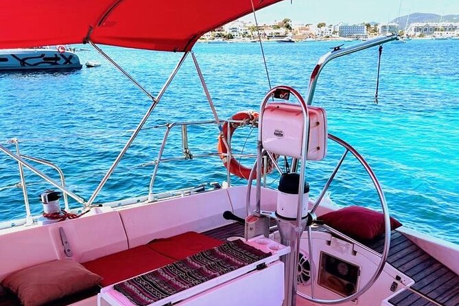 Private sailing tour with aperitif in Barcelona - Food, drinks, and celebrations on board