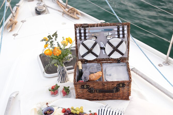 Private Sailing with SUP, Drinks and Appetizers from Barcelona - Montjuic, the port, and the Columbus Monument