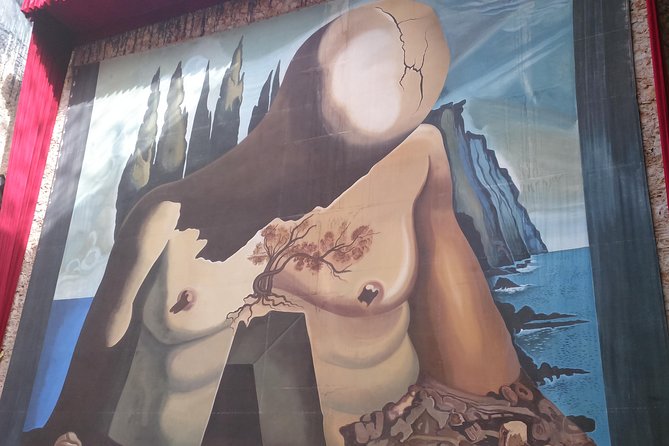 Private tour: Dali Museum and Girona from Barcelona - Sant Feliu and Girona’s layered religious past