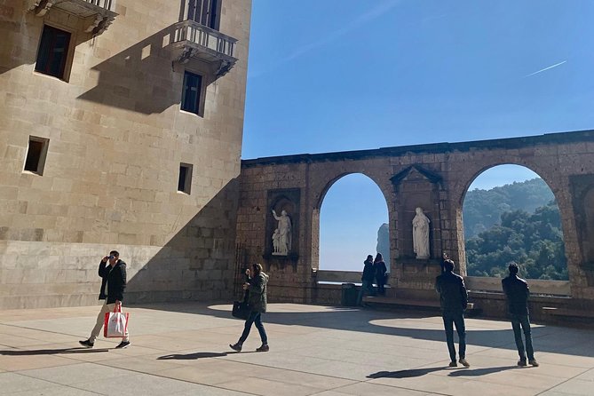 Private Tour: Montserrat and Cava Visit - A long day with a few practical cautions