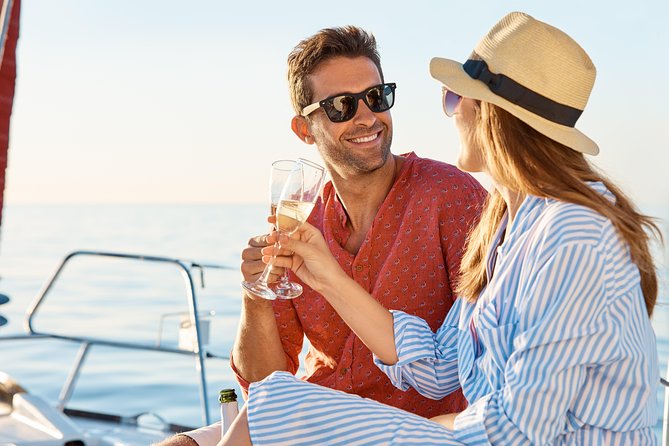 Private Tour: Romantic Sailing Tour from Barcelona - Cava, photos, and a private atmosphere