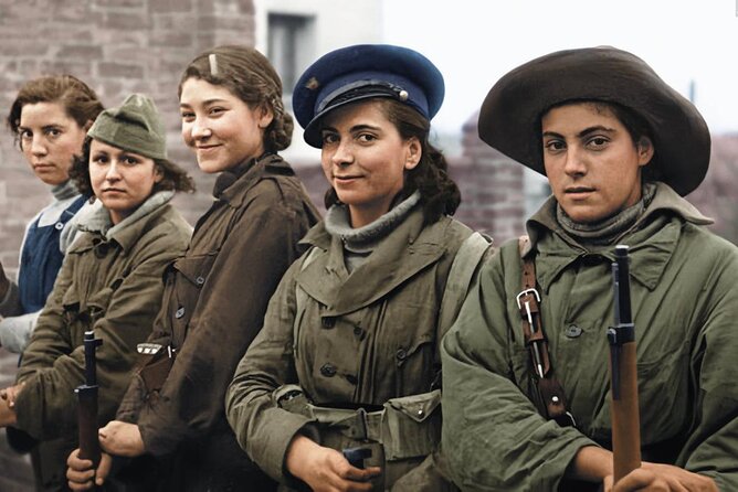 Private Tour Spanish Civil War & Franco's Dictatorship - Timing, walking, and practical planning