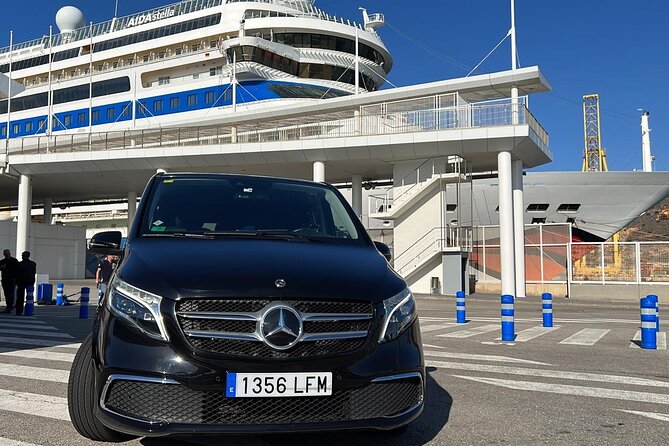Private Transfer from Barcelona City to the Port (or vice versa) - What the vehicle and ride are like