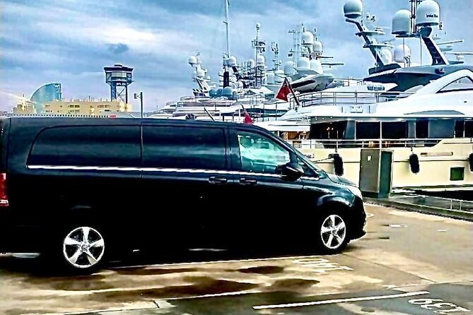 Private Transfer from Barcelona City to the Port (or vice versa) - Why a private vehicle may be worth the price