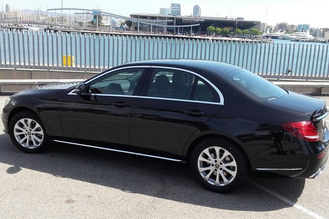 Private Transfer from Barcelona City to the Port (or vice versa) - The port experience, without unnecessary stress