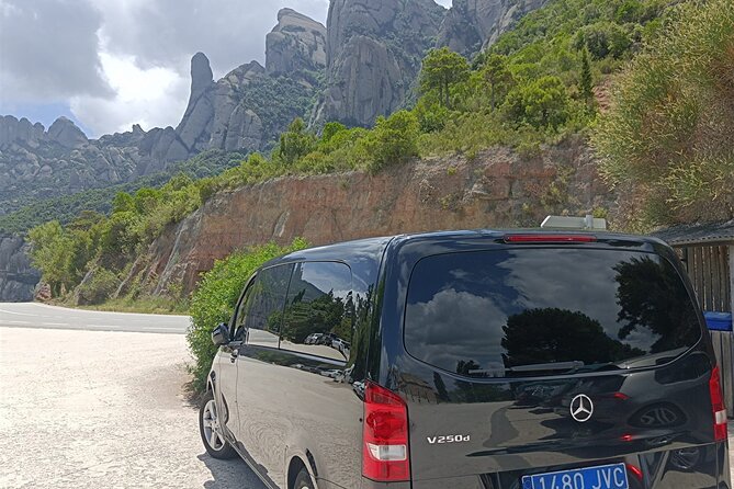 Private Transfer from Barcelona to Montserrat Round Trip - Leaving Barcelona in a private Mercedes
