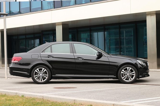 Private transfer from cruise port to Barcelona Airport or hotel - Key points at a glance