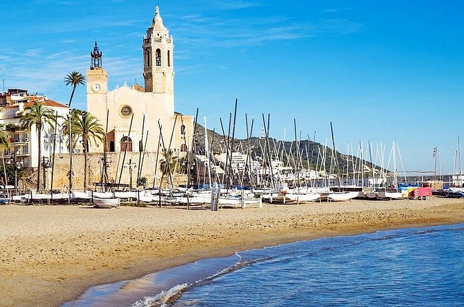 Private Transfer from Sitges to Barcelona Airport - The airport arrival and what is not included