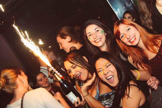 Pub Crawl Barcelona by EVOLVE The BEST night experience - A low-planning way to enter Barcelona nightlife