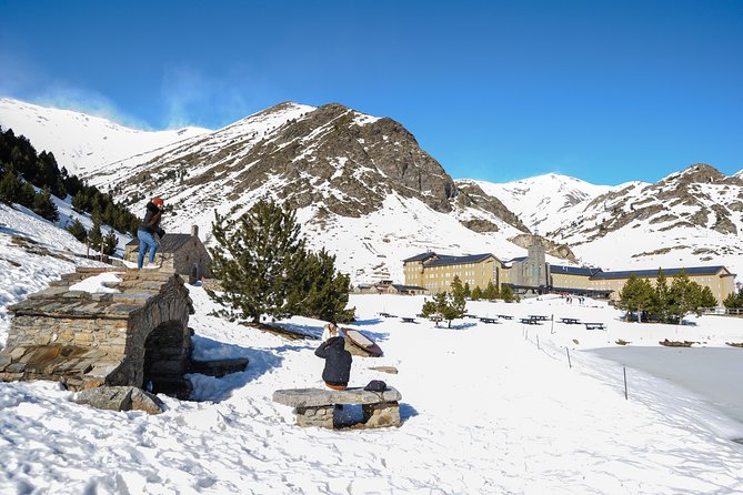 Pyrenees & Medieval Towns Small Group Tour from Barcelona - Key points to know before booking