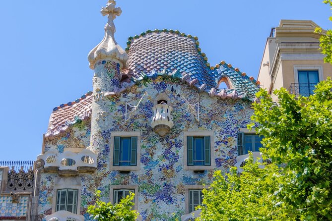 Reserved Entrance to Casa Batlló with Audio Guide in Barcelona - Reserved entry does not always mean a quiet visit
