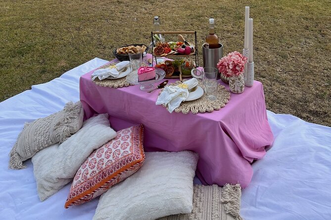 Romantic Picnic - The early start is the main practical issue