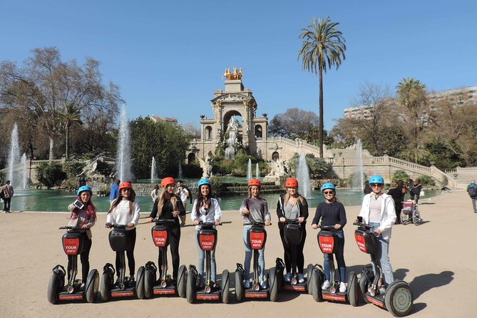 Sagrada Familia - 2H Segway Tour - Seeing Sagrada Familia from the outside