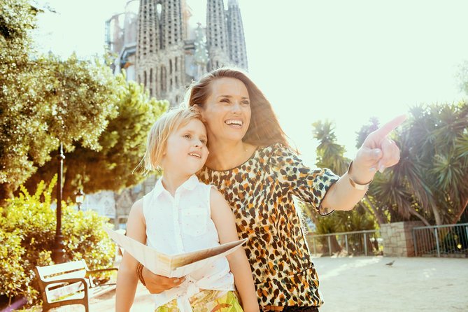 Sagrada Familia Express Private Guided Tour - Why a private guide changes Sagrada Familia