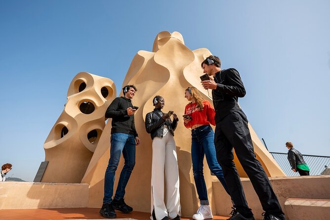 Sagrada Familia & La Pedrera Small Group Tour with Cava Tasting - What the Three and a Half Hours Feel Like