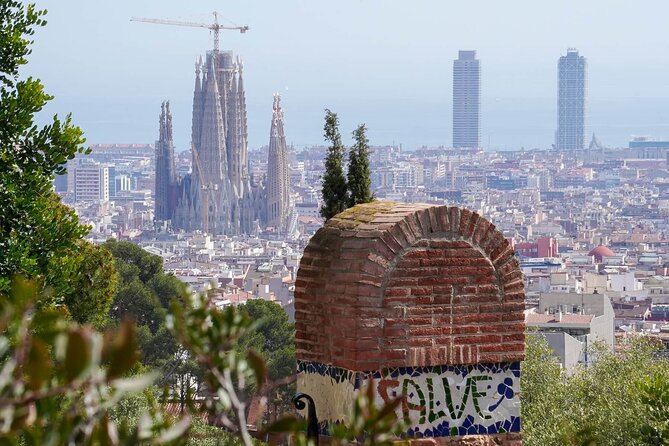 Sagrada Familia & Park Guell Guided Tour with Skip The Line - The transfer to Sagrada Familia is not door to door