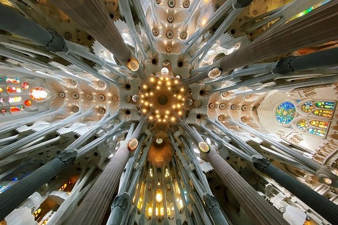 Sagrada Familia Private Tour with Expert Guide - Meeting near Carrer de la Marina