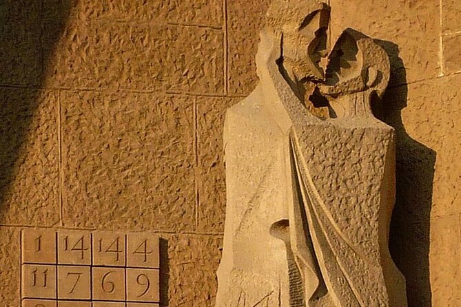 Sagrada Familia Private Tour with Priority Entrance - Is $162.92 per person good value?