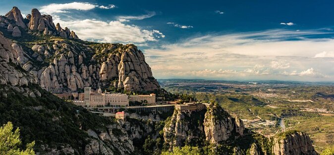 Semi-Private Montserrat Monastery, Funicular & Scenic Nature Walk - Key points to know before booking