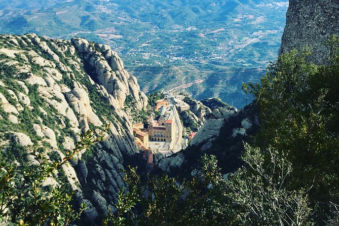 Semi-Private Montserrat Monastery, Funicular & Scenic Nature Walk - Time at the market, café, and monastery area